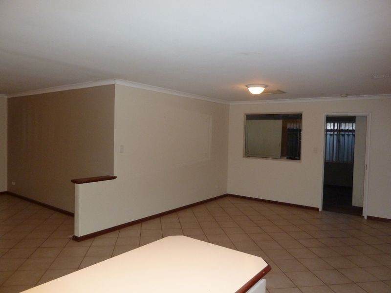 47 Southacre Drive, Canning Vale WA 6155