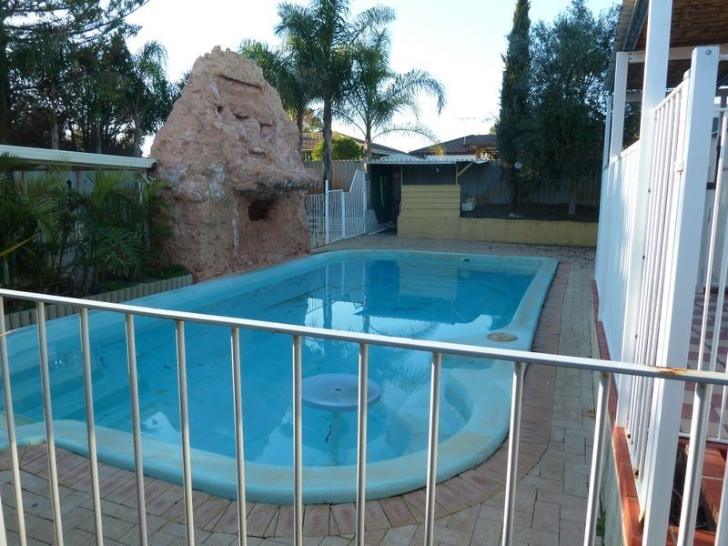 45 McNamara Drive, Thornlie WA 6108