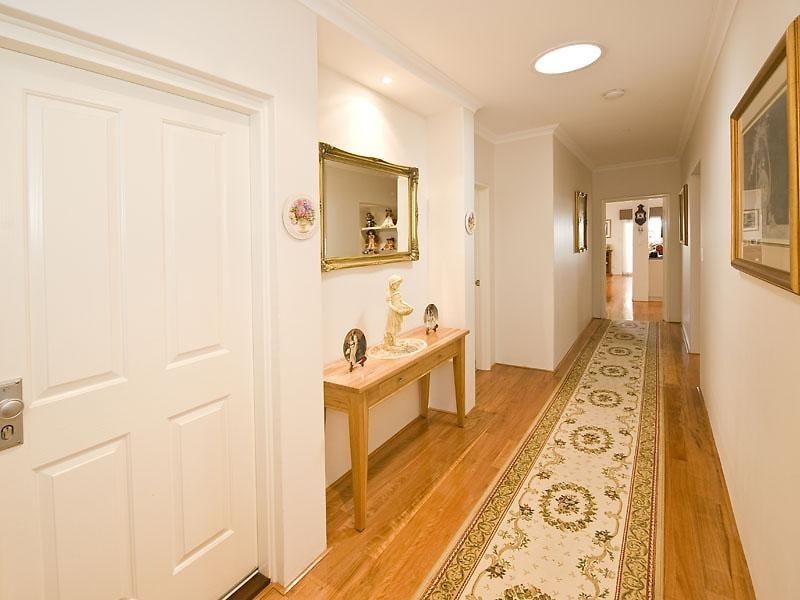 8 Mildura Way, Harrisdale WA 6112