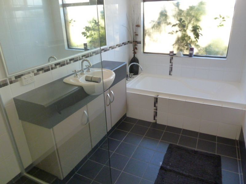 7 Elemi Bend, Atwell WA 6164