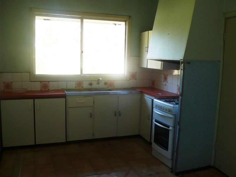 82 Trink Street, Cloverdale WA 6105