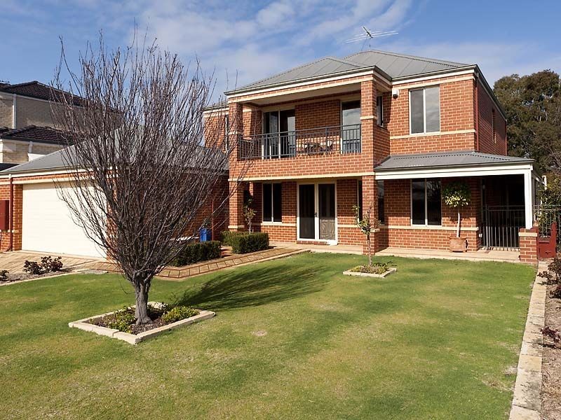 27 Rufford Lane, Canning Vale WA 6155
