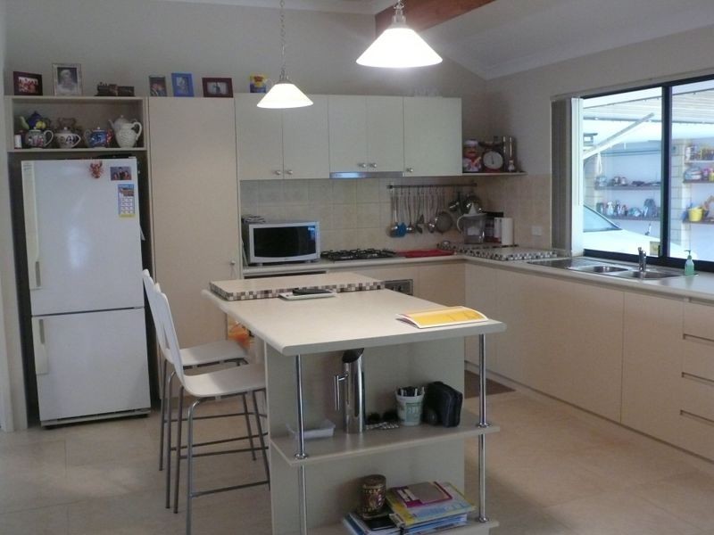 5 Silverpan Way, Darling Downs WA 6122