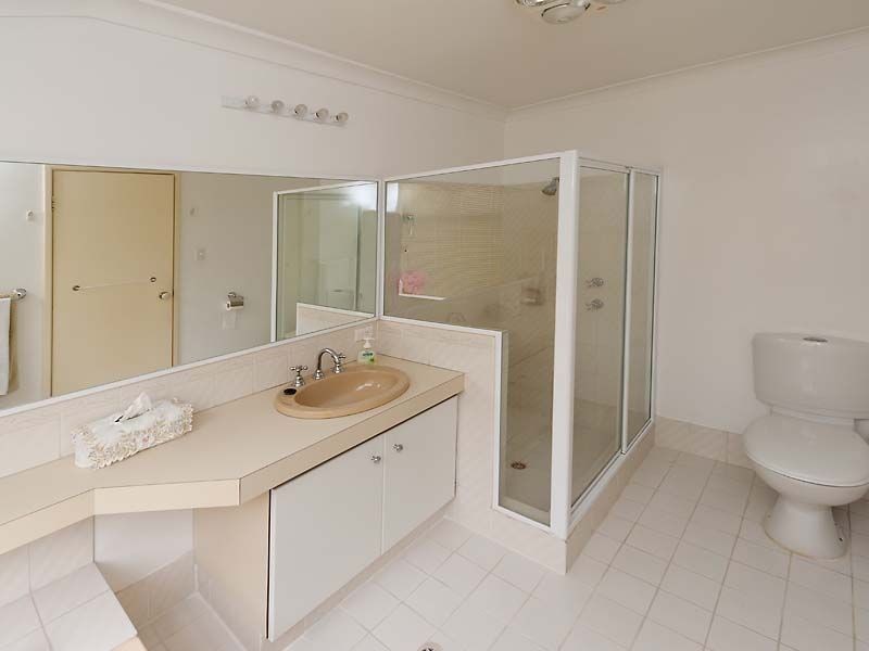 8 Melaleuca Court, Canning Vale WA 6155