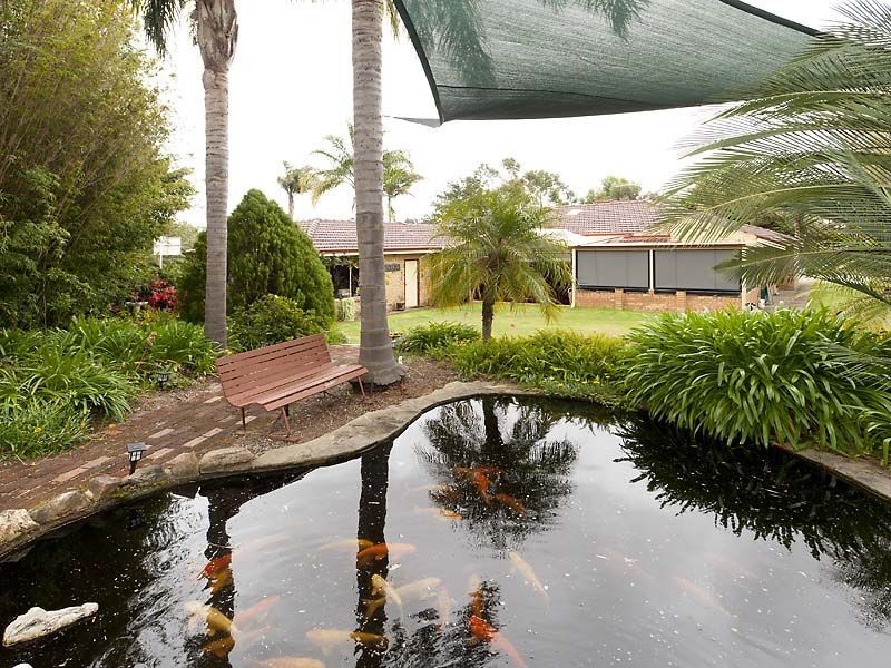 8 Melaleuca Court, Canning Vale WA 6155