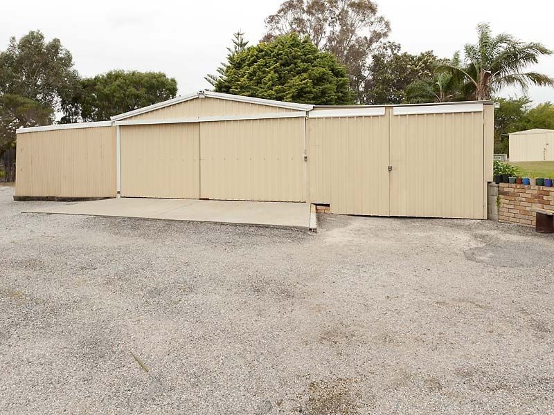 8 Melaleuca Court, Canning Vale WA 6155