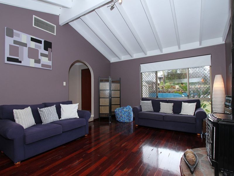 38 Sutherland Drive, Thornlie WA 6108