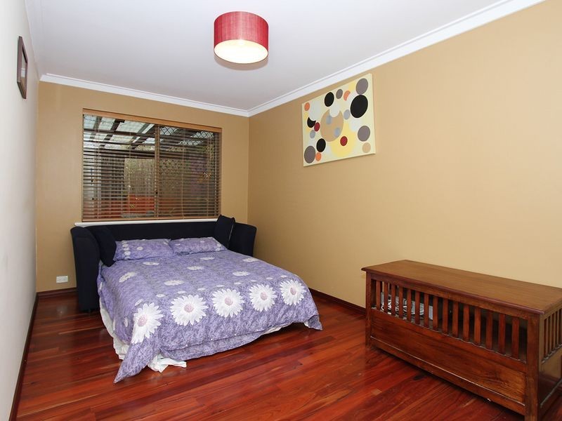 38 Sutherland Drive, Thornlie WA 6108