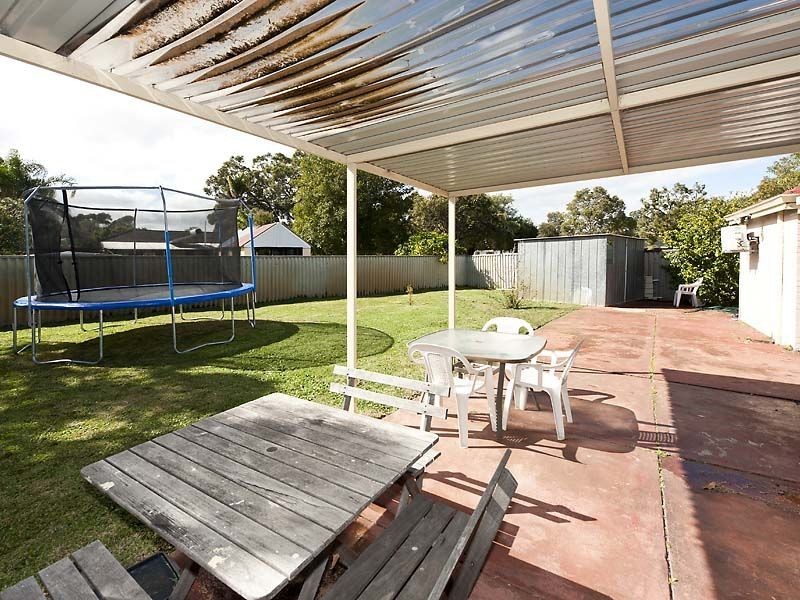 10 Melvin Avenue, Thornlie WA 6108