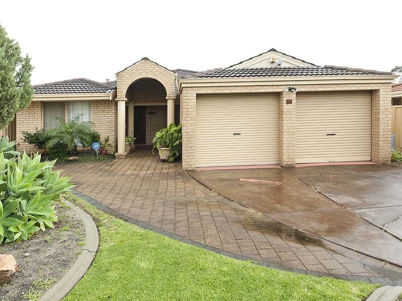 14 Meadow Mews, Parkwood WA 6147