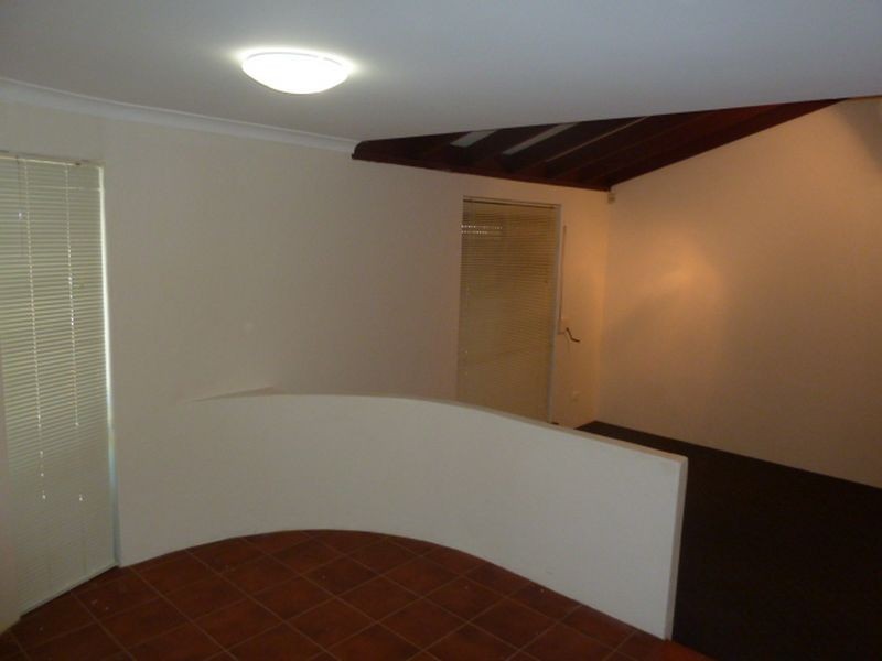 216 Yale Road, Thornlie WA 6108