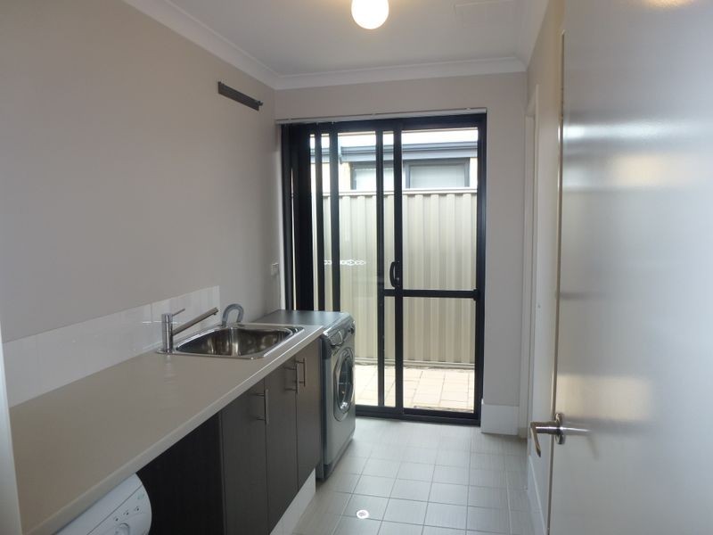 381 Wright Road, Piara Waters WA 6112