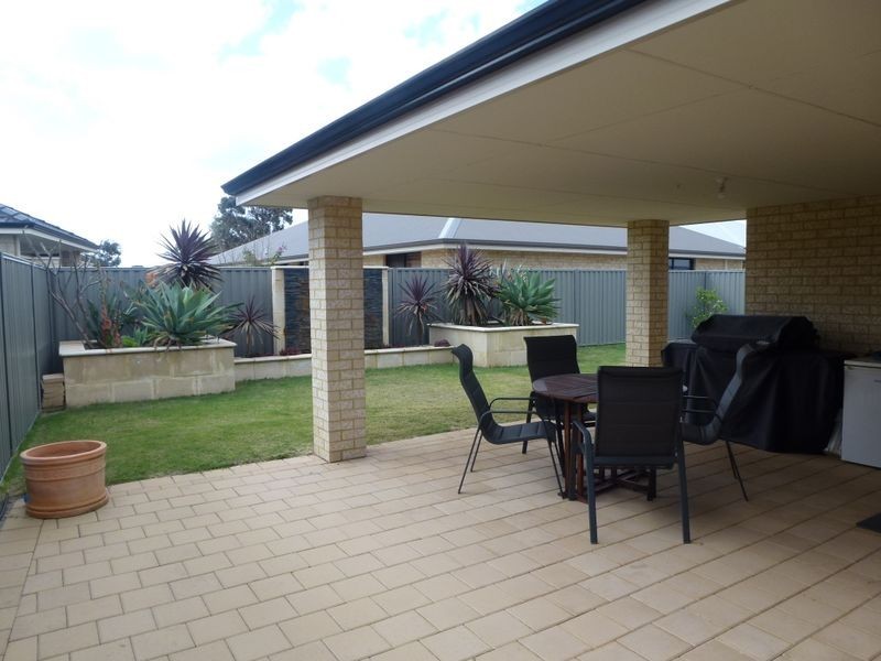 381 Wright Road, Piara Waters WA 6112