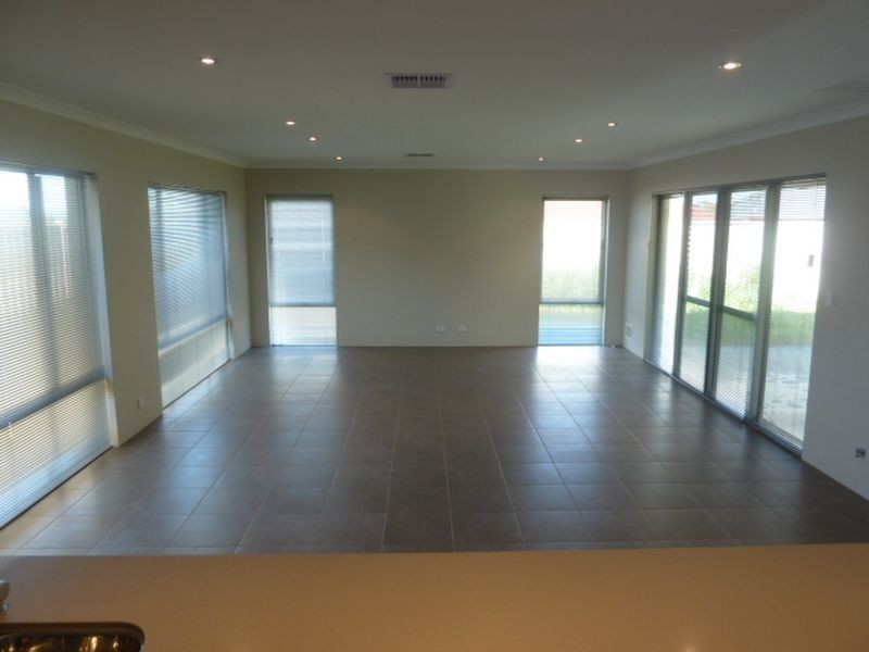 19 Highbury Boulevard, Baldivis WA 6171