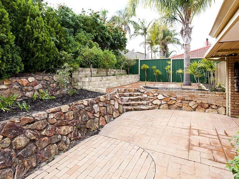 16 Argyle Court, Thornlie WA 6108