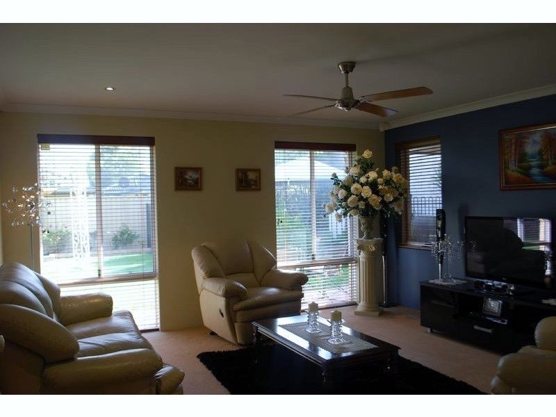 40 Banda Boulevard, Canning Vale WA 6155