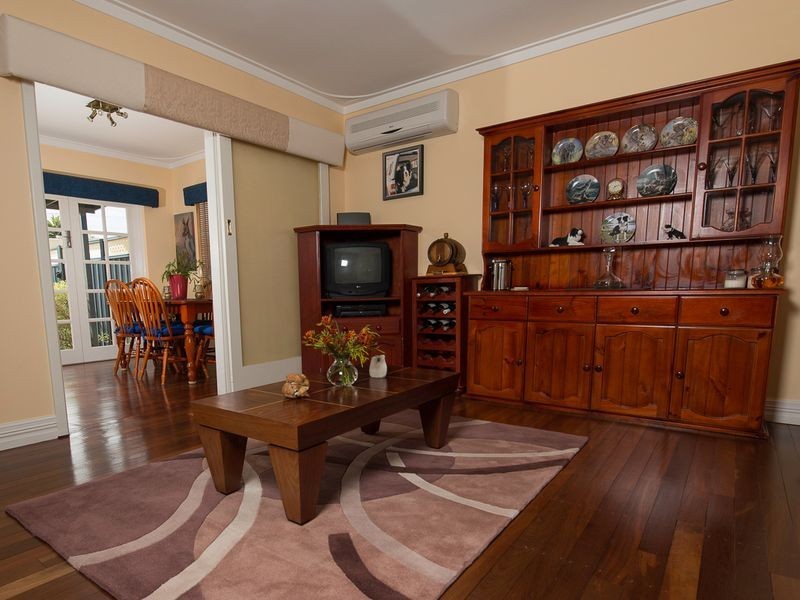 5 Manston Road, Thornlie WA 6108