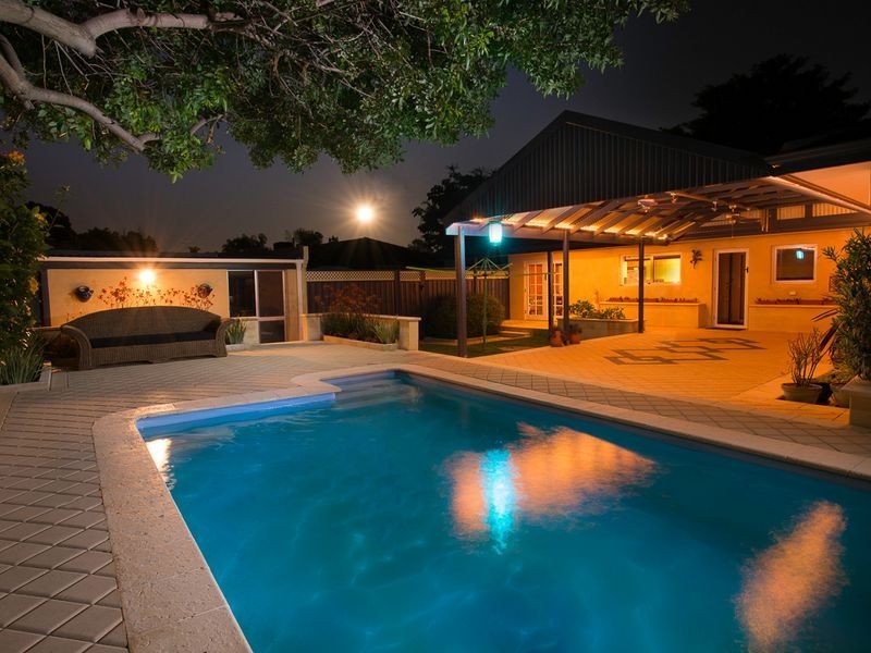 5 Manston Road, Thornlie WA 6108