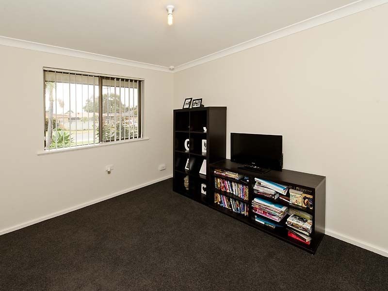 1 Oliphant Street, Kenwick WA 6107