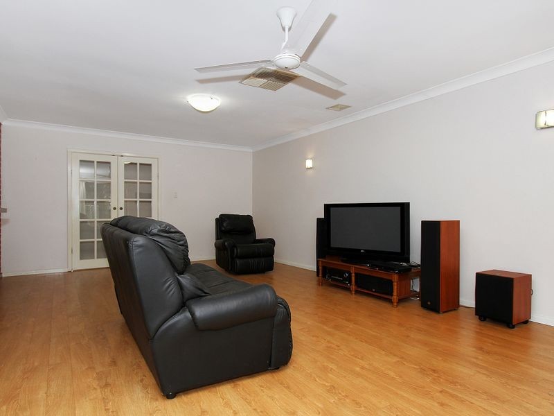 37 Sutherland Drive, Thornlie WA 6108
