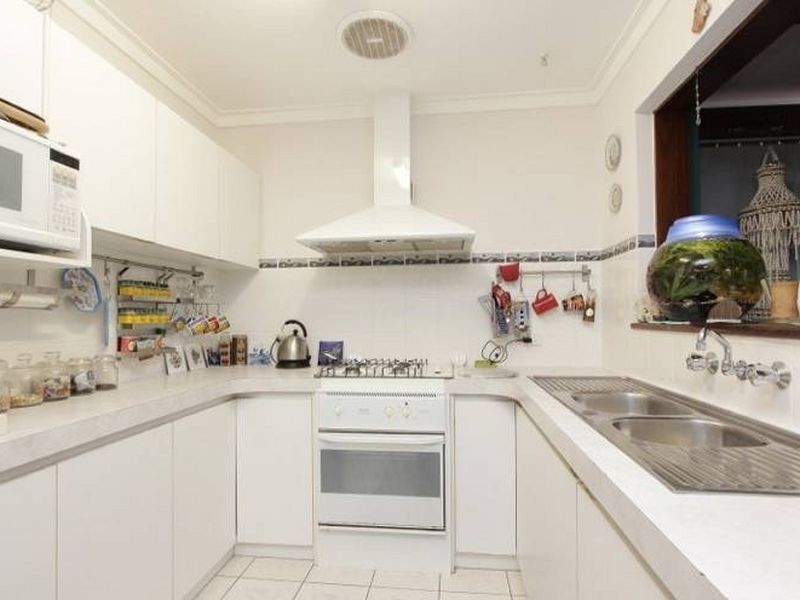 6 Helpman Court, Huntingdale WA 6110