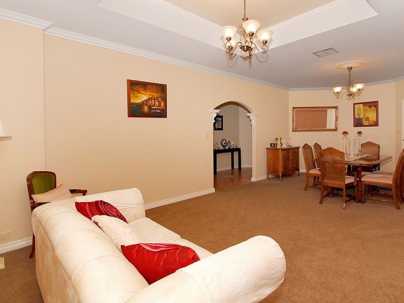 2 Jones Avenue, Southern River WA 6110