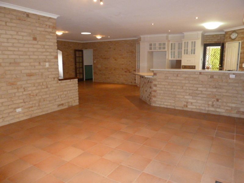 1 Gray Road, Forrestdale WA 6112