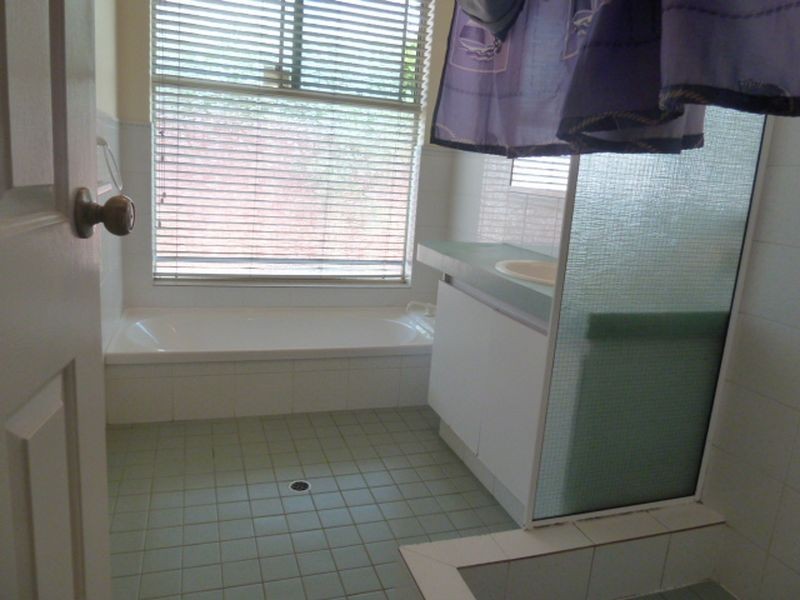 1 Gray Road, Forrestdale WA 6112