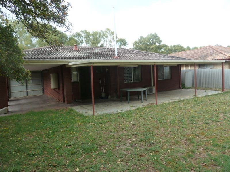 31 Delbridge Drive, Kenwick WA 6107