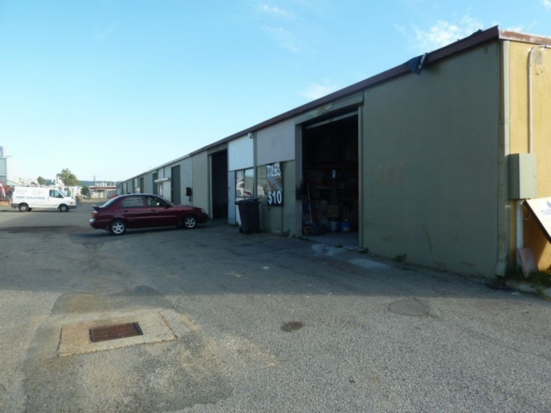 1/4 Malcolm Road, Maddington WA 6109