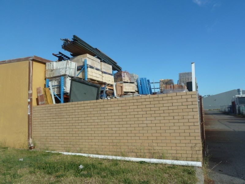 1/4 Malcolm Road, Maddington WA 6109