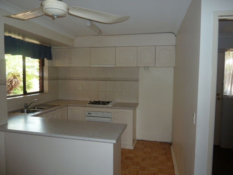 70 Shillington Way, Thornlie WA 6108