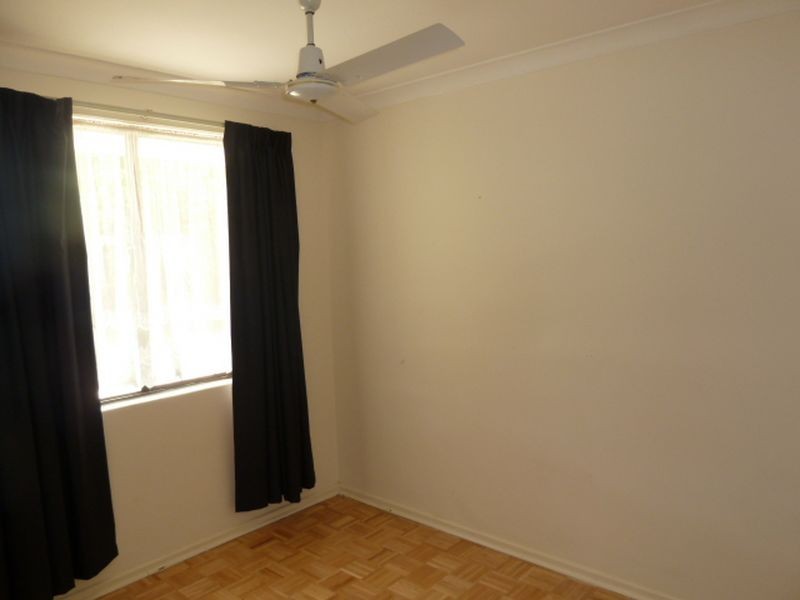 70 Shillington Way, Thornlie WA 6108