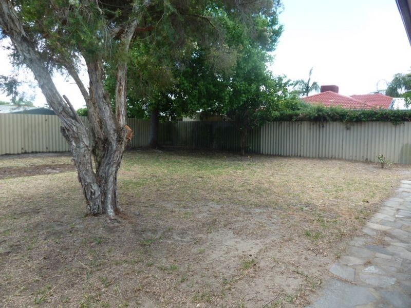 70 Shillington Way, Thornlie WA 6108