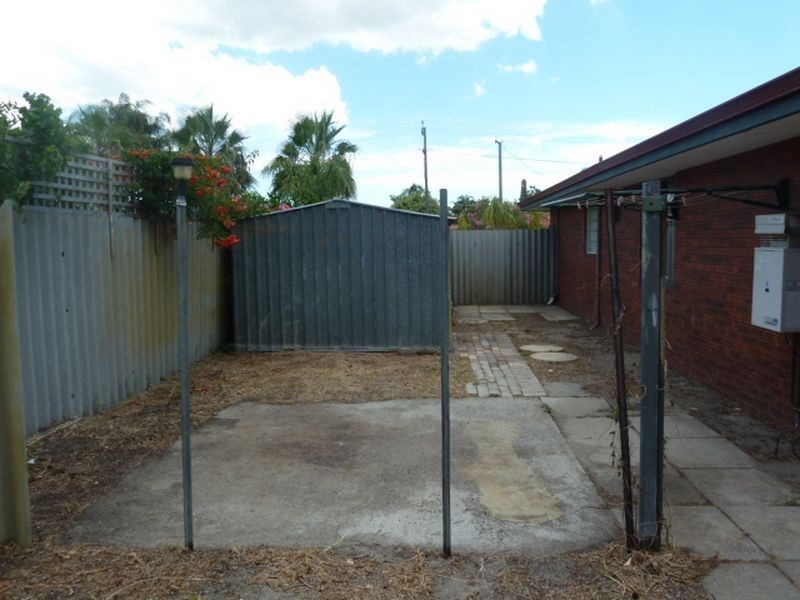 70 Shillington Way, Thornlie WA 6108