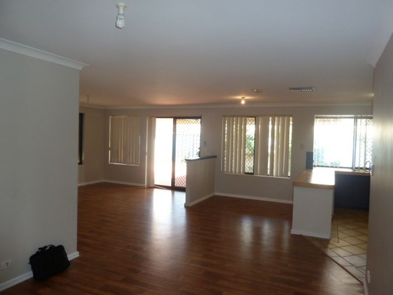 10 Adana Elbow, Kenwick WA 6107