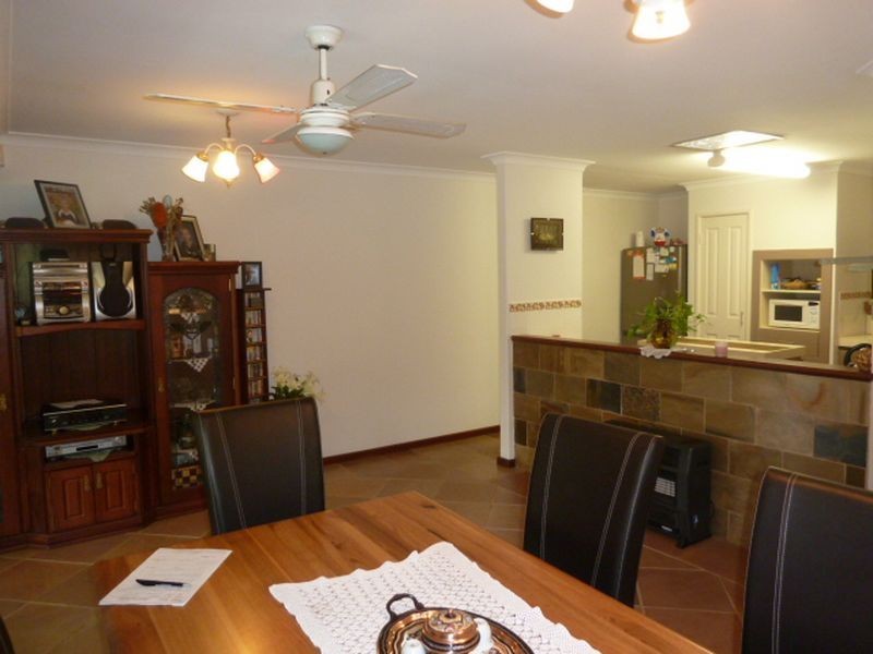 21 Shipbourne Way, Huntingdale WA 6110