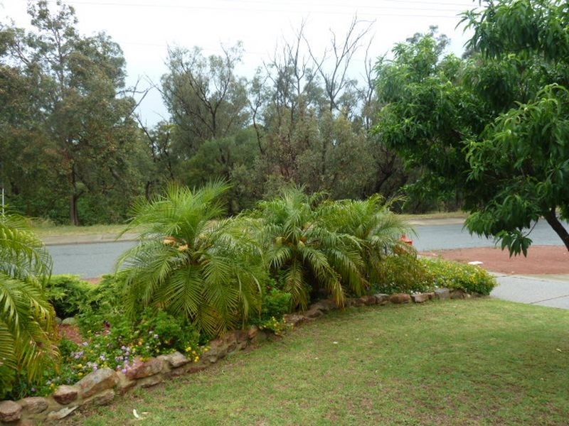 21 Shipbourne Way, Huntingdale WA 6110