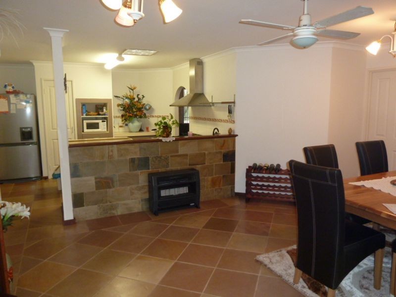 21 Shipbourne Way, Huntingdale WA 6110