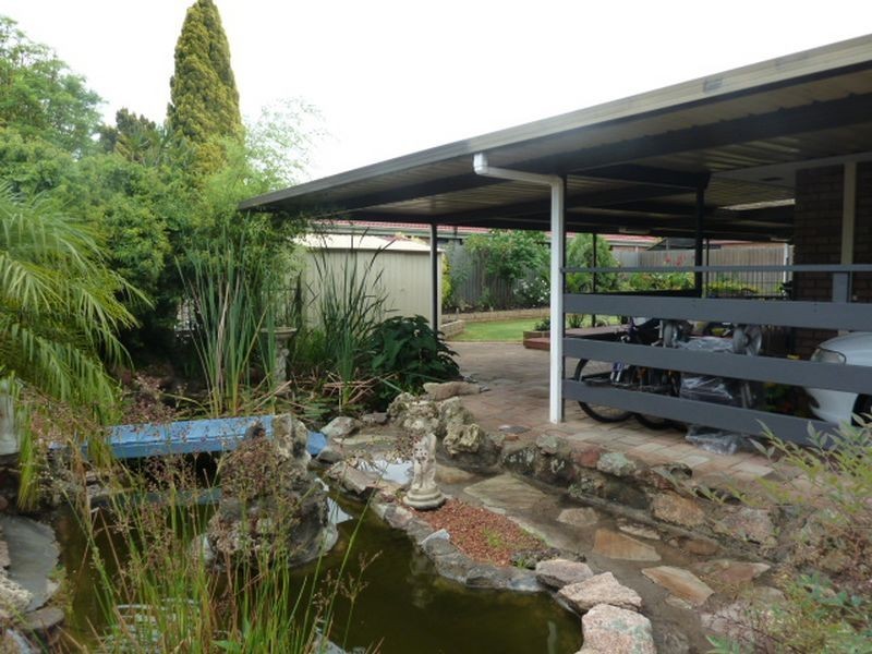 21 Shipbourne Way, Huntingdale WA 6110