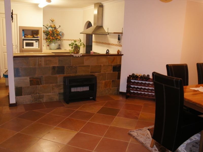 21 Shipbourne Way, Huntingdale WA 6110