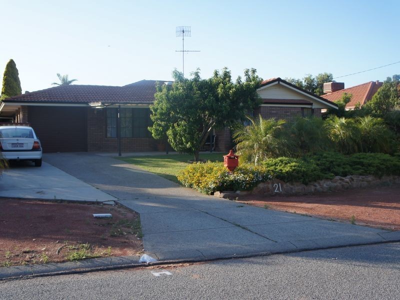 21 Shipbourne Way, Huntingdale WA 6110