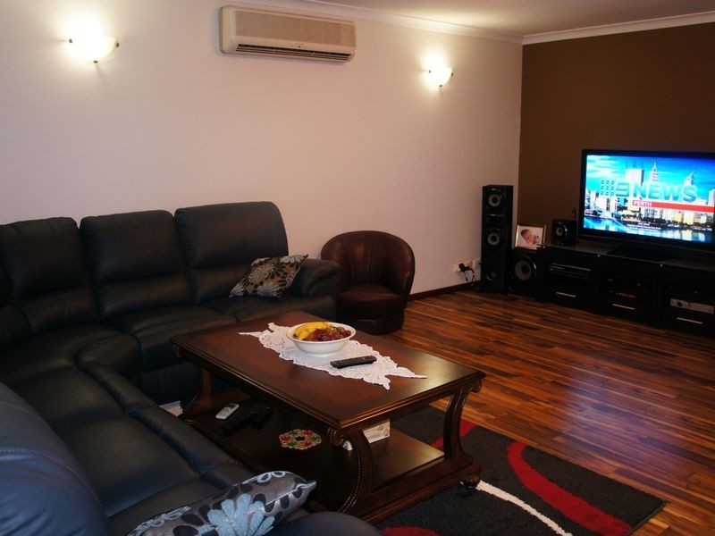 21 Shipbourne Way, Huntingdale WA 6110