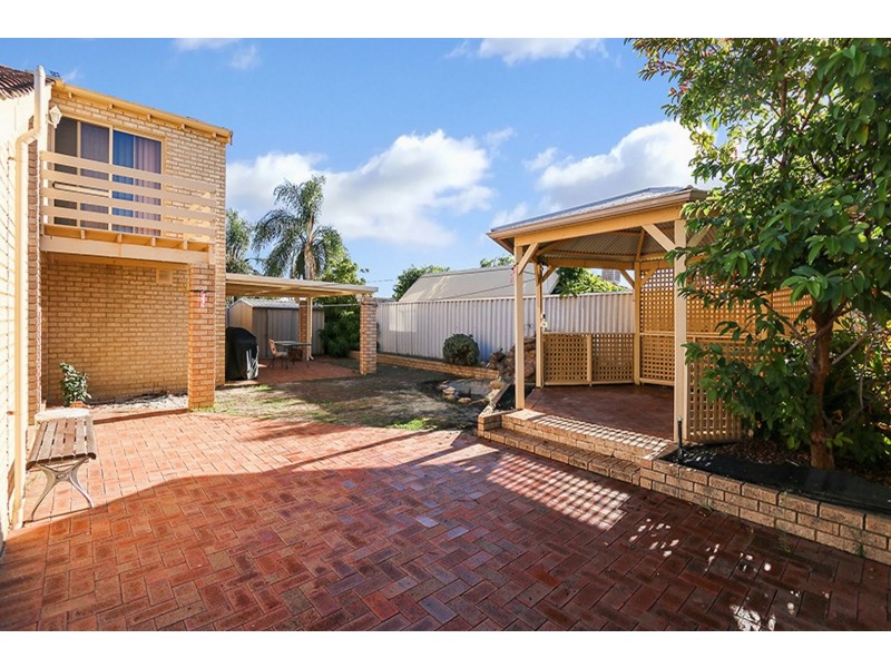 5 Reed Close, Thornlie WA 6108