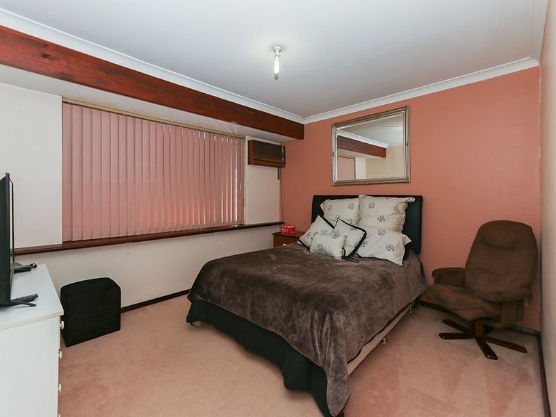 5 Reed Close, Thornlie WA 6108