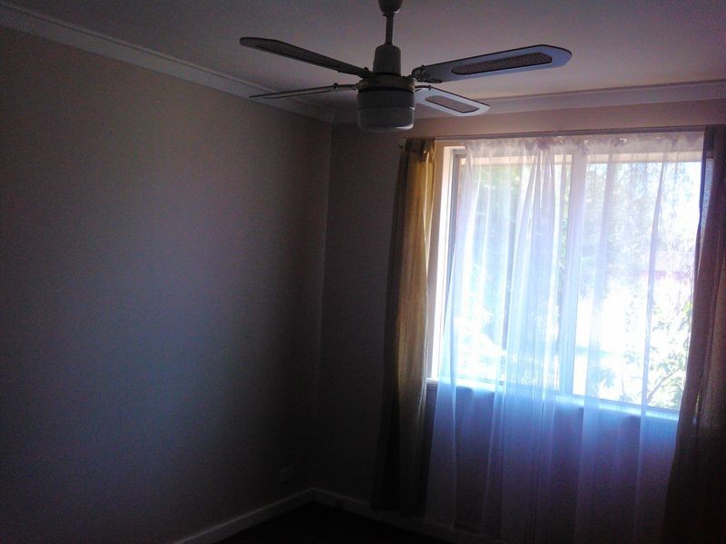 18 Oriole Way, Thornlie WA 6108