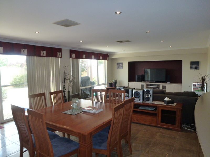 4 Chicago Street, Southern River WA 6110