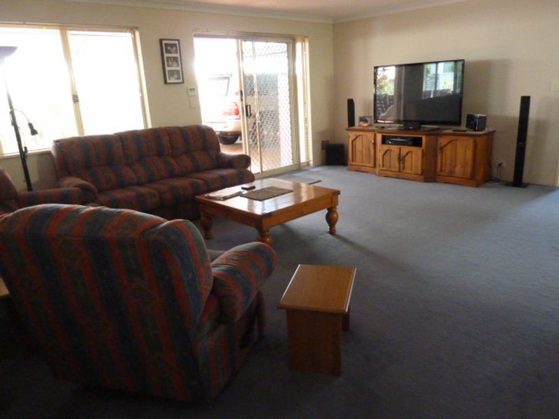 14 Blakemore Retreat, Huntingdale WA 6110