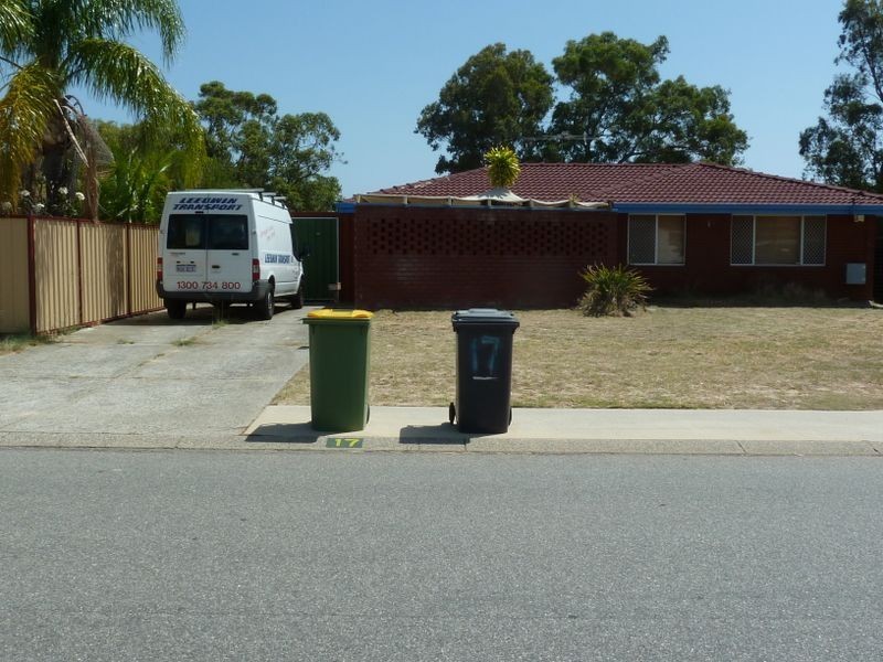 17 Clovertree Street, Maddington WA 6109