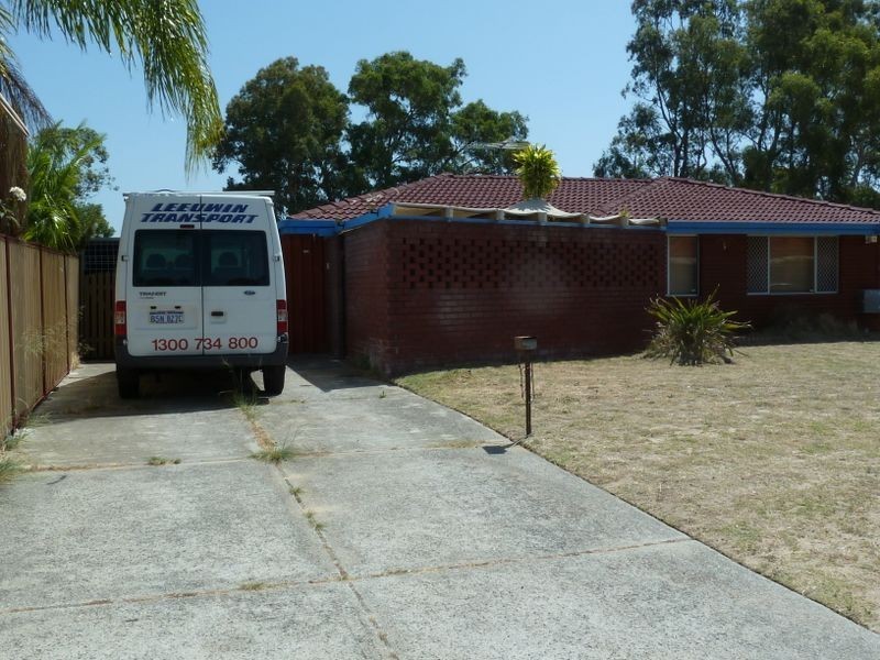 17 Clovertree Street, Maddington WA 6109